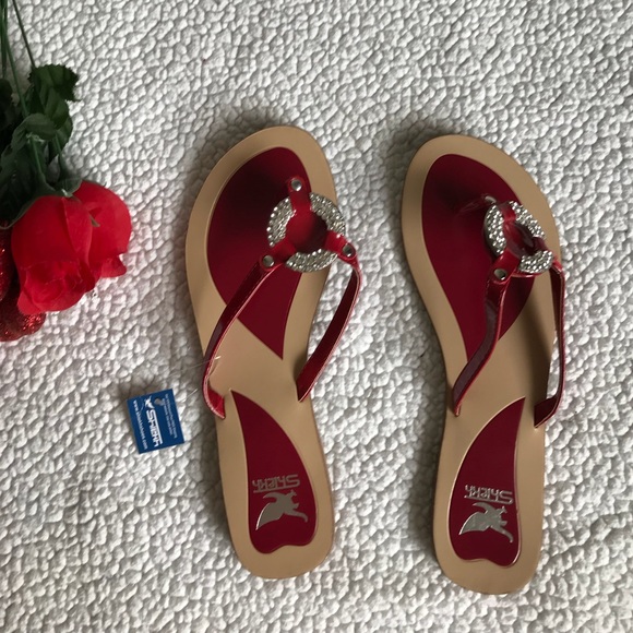 SANDALS - Picture 1 of 2